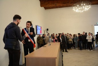 ceremonie citoyenne beaucaire - julien sanchez - maire de beaucaire (21)