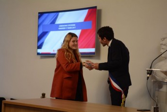 ceremonie citoyenne beaucaire - julien sanchez - maire de beaucaire (39)