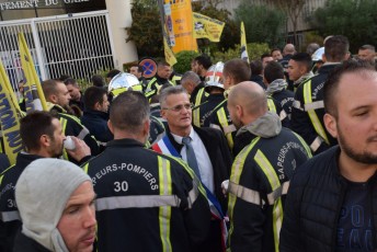 Manifestation soutien pompiers Nimes 23-10-2017 Jean Pierre Fuster Beaucaire (1)