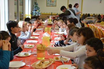 Repas de Noël de l'école de Puech Beaucaire 1