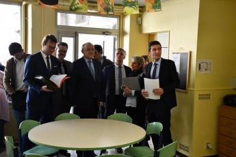Visite Prefet Gard et Julien Sanchez ecoles Nationale Garrigues Planes 18-04-2018 (11) B