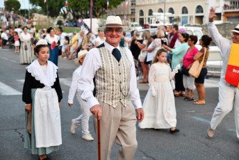 Beaucaire defile fetes de la madeleine 2018 (11)