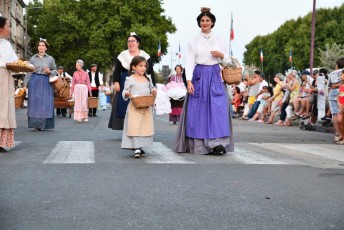 Beaucaire defile fetes de la madeleine 2018 (12)