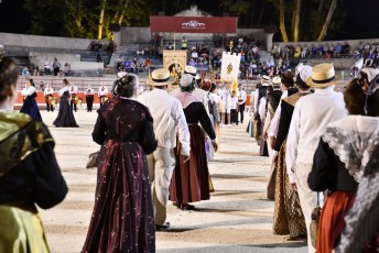 Beaucaire defile fetes de la madeleine 2018 (31)