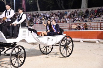 Beaucaire defile fetes de la madeleine 2018 (32)