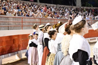 Beaucaire defile fetes de la madeleine 2018 (37)
