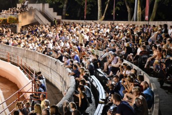 Beaucaire defile fetes de la madeleine 2018 (40)