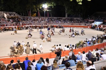 Beaucaire defile fetes de la madeleine 2018 (65)