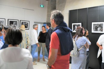 vernissage de l'exposition de david buscanana beaucaire (1) julien sanchez