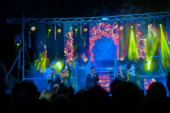 Salon taurin soir 5 + feu d artifice beaucaire - julien sanchez (25)