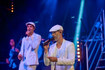 Salon taurin soir 5 + feu d artifice beaucaire - julien sanchez (27)