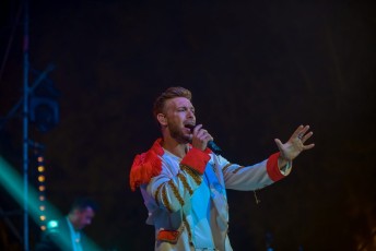 Salon taurin soir 5 + feu d artifice beaucaire - julien sanchez (29)