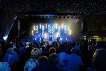 Salon taurin soir 5 + feu d artifice beaucaire - julien sanchez (33)