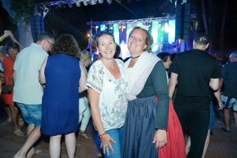 Salon taurin soir 5 + feu d artifice beaucaire - julien sanchez (54)