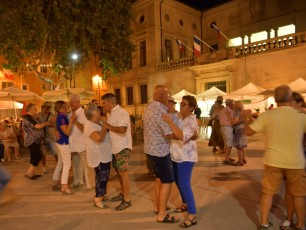 Beaucaire a l italienne (92)