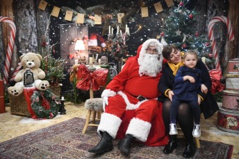 Beaucaire - Maison du Pere Noel-116