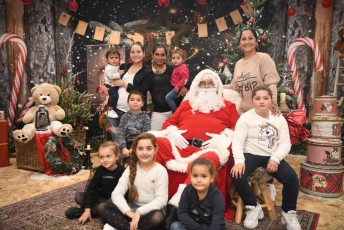 maison du pere noel beaucaire-199