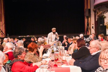 dejeuner spectacle ccas beaucaire-31