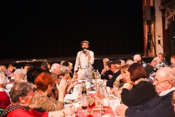 dejeuner spectacle ccas beaucaire-32