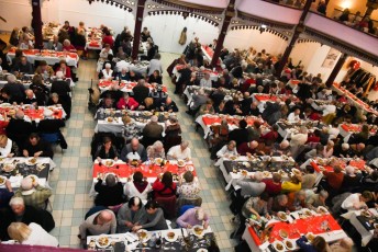 dejeuner spectacle ccas beaucaire-35