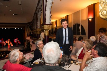 dejeuner spectacle ccas beaucaire-44