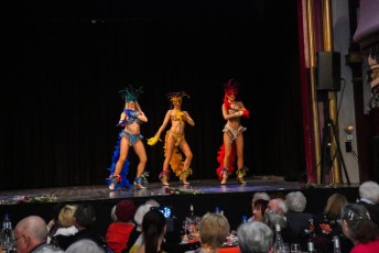 dejeuner spectacle ccas beaucaire-47