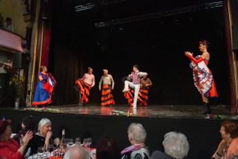 dejeuner spectacle ccas beaucaire-57