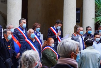 Beaucaire Hommage Samuel PATY (3)
