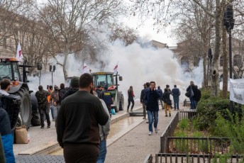 20230221 - Manifestation Agriculteurs Préfecture Nîmes - 23