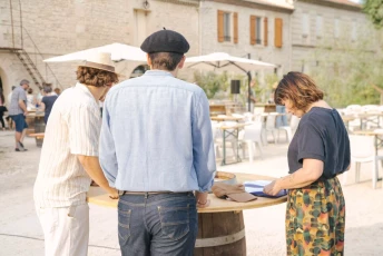 AnyConv.com__20250705 - Tablée Gardoise Mas de Tavernel-17