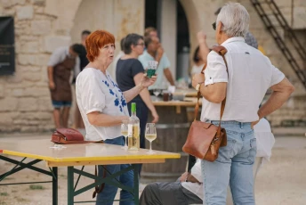 AnyConv.com__20250705 - Tablée Gardoise Mas de Tavernel-35