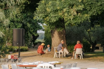 AnyConv.com__20250705 - Tablée Gardoise Mas de Tavernel-38