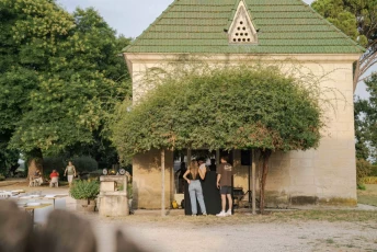 AnyConv.com__20250705 - Tablée Gardoise Mas de Tavernel-40