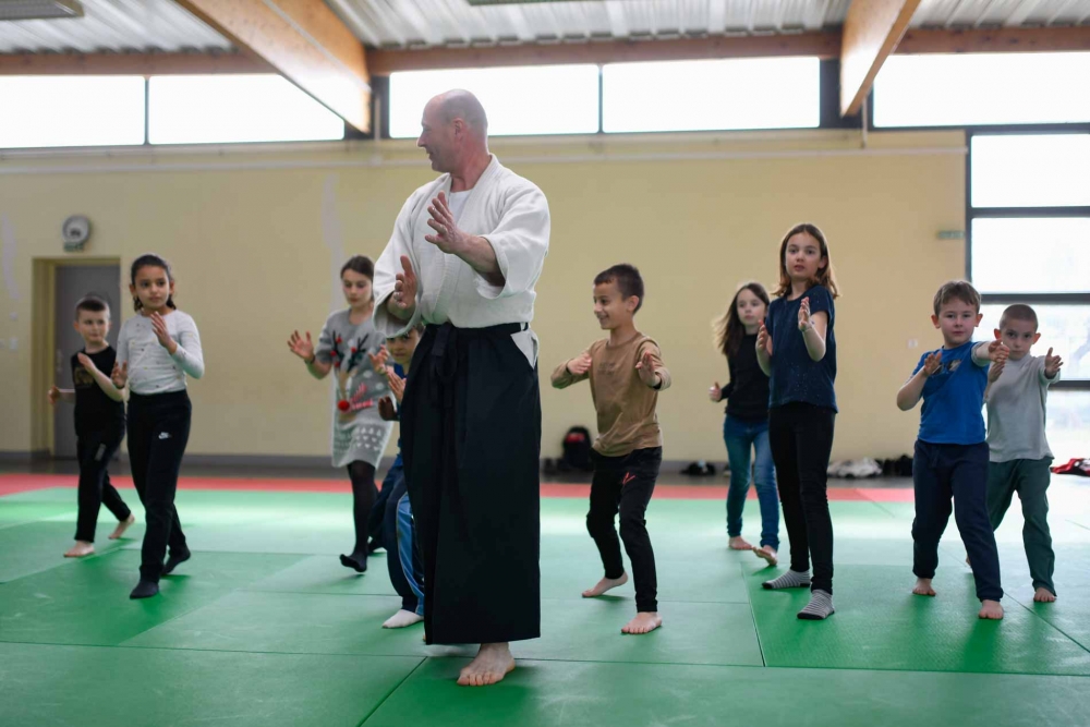 Les enfants du centre aéré primaire initiés à l’aïkido