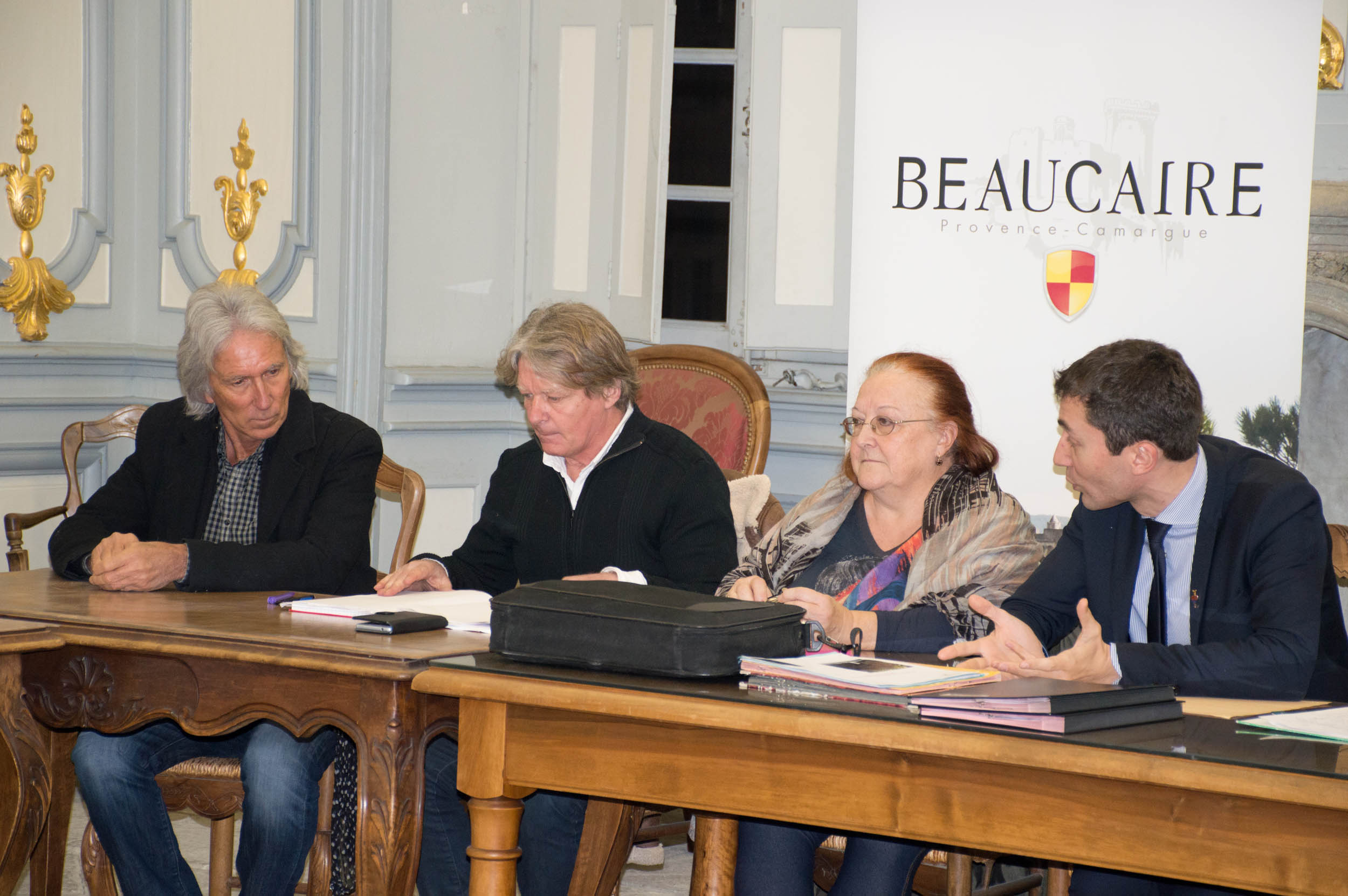 Rencontre equestre beaucaire 2017
