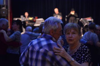 Après les après-midis : les soirées dansantes !