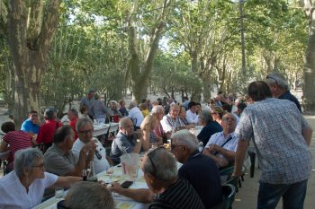Camarina : Un déjeuner traditionnel à l’occasion de la 1ère journée de la Palme d’Or