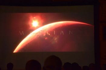 Cinéma en plein air : ‪Beaucaire décolle sur Mars