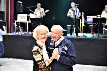 🎶 Seniors : Encore une belle soirée au Casino Municipal de Beaucaire !