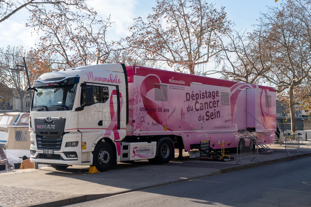 La Mammobile à Beaucaire : une journée pour la prévention du cancer du sein 🎀