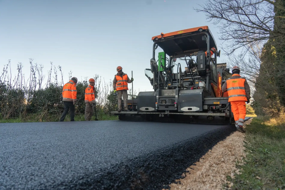 🚧 Beaucaire : le chemin du Mas d’Assac rénové et 5 millions d’euros pour la voirie cette année
