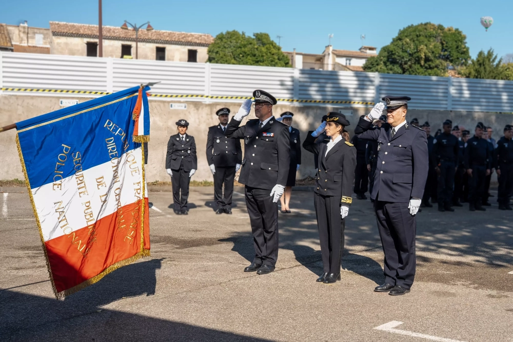 𝐋𝐞 𝐂𝐨𝐦𝐦𝐚𝐧𝐝𝐚𝐧𝐭 𝐑𝐨𝐦𝐚𝐢𝐧 𝐕𝐨𝐢𝐬𝐞𝐥𝐥𝐞 𝐨𝐟𝐟𝐢𝐜𝐢𝐞𝐥𝐥𝐞𝐦𝐞𝐧𝐭 𝐢𝐧𝐬𝐭𝐚𝐥𝐥𝐞́ 𝐚̀ 𝐥𝐚 𝐭𝐞̂𝐭𝐞 𝐝𝐞 𝐥𝐚 𝐜𝐢𝐫𝐜𝐨𝐧𝐬𝐜𝐫𝐢𝐩𝐭𝐢𝐨𝐧 𝐁𝐞𝐚𝐮𝐜𝐚𝐢𝐫𝐞-𝐓𝐚𝐫𝐚𝐬𝐜𝐨𝐧 👮‍♂️