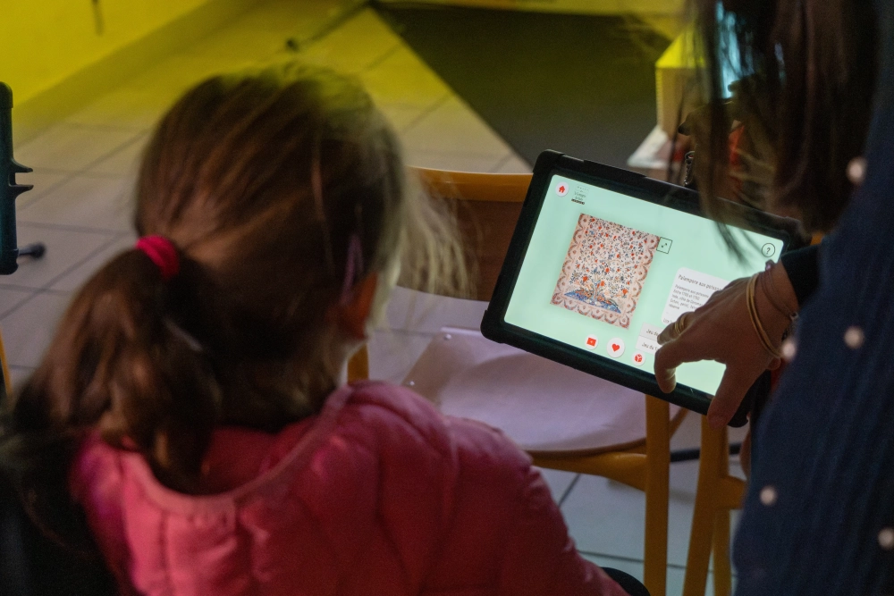 Le dispositif “Micro‑Folie” est de nouveau accessible à la Bibliothèque municipale de Beaucaire !