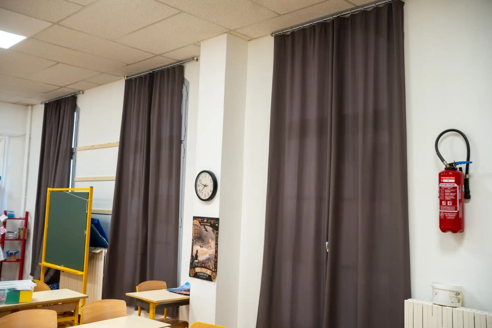 🏫 𝐁𝐞𝐚𝐮𝐜𝐚𝐢𝐫𝐞 𝐢𝐧𝐯𝐞𝐬𝐭𝐢𝐭 𝐜𝐨𝐧𝐭𝐢𝐧𝐮𝐞𝐥𝐥𝐞𝐦𝐞𝐧𝐭 𝐝𝐚𝐧𝐬 𝐥𝐞 𝐛𝐢𝐞𝐧-𝐞̂𝐭𝐫𝐞 𝐝𝐞𝐬 𝐞́𝐜𝐨𝐥𝐢𝐞𝐫𝐬 𝐞𝐭 𝐥𝐞𝐮𝐫𝐬 𝐞𝐧𝐬𝐞𝐢𝐠𝐧𝐚𝐧𝐭𝐬 !