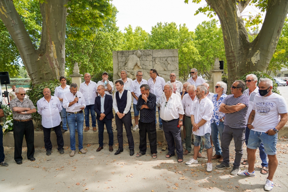 Beaucaire rend hommage aux raseteurs morts en piste